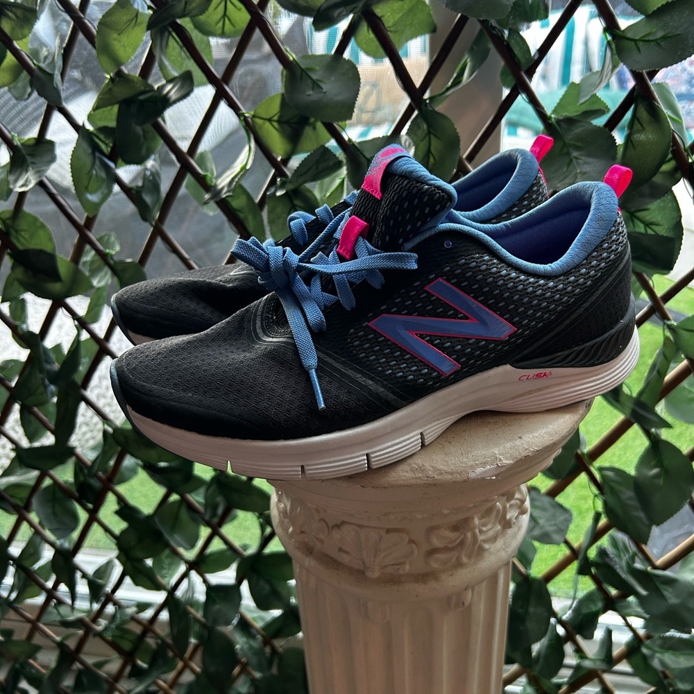 🔥🔥 New Balance Cushion 711 Womens SZ 9 Running Shoes Sneakers